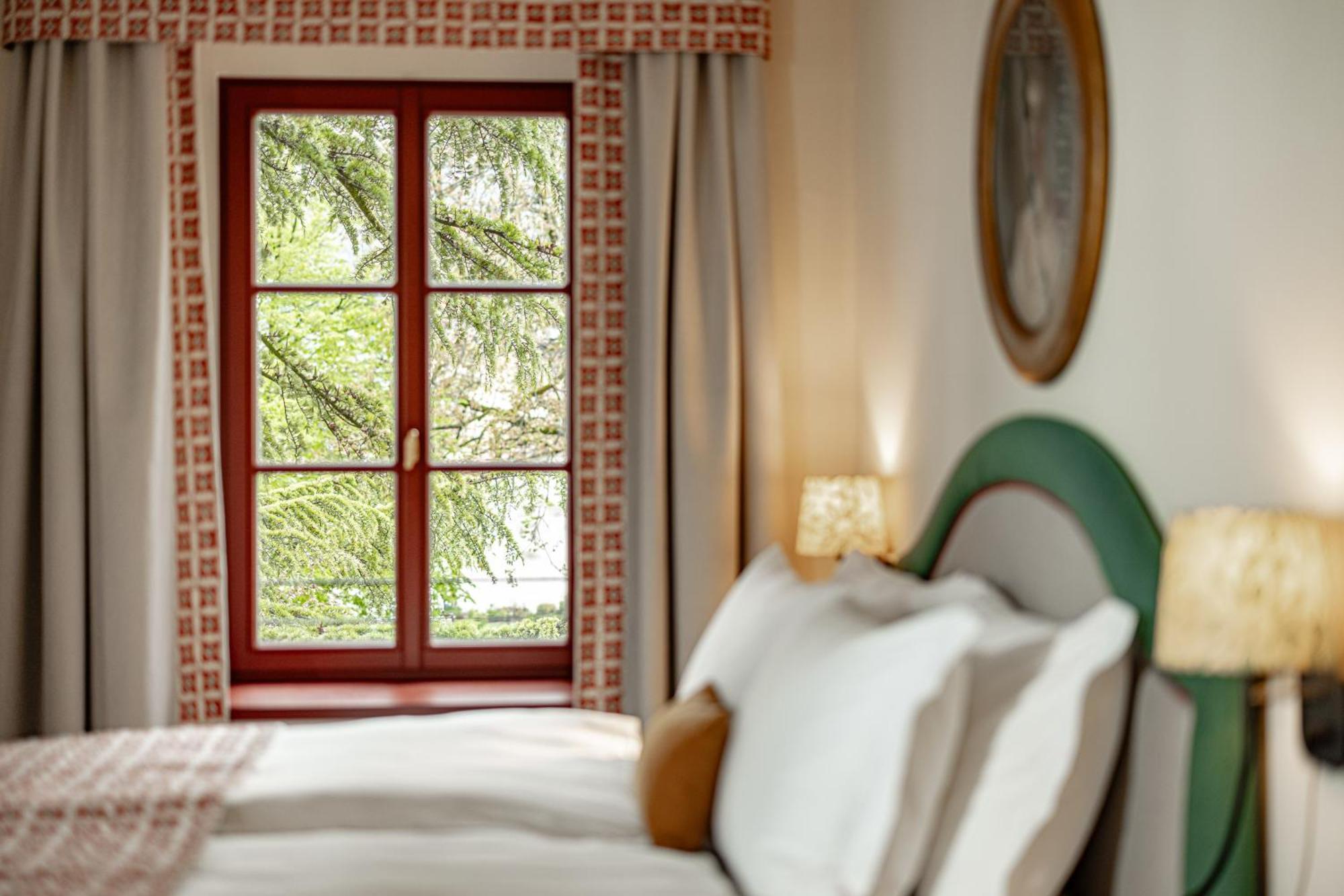 Castel Sallegg Suites Adults Only Caldaro Ngoại thất bức ảnh